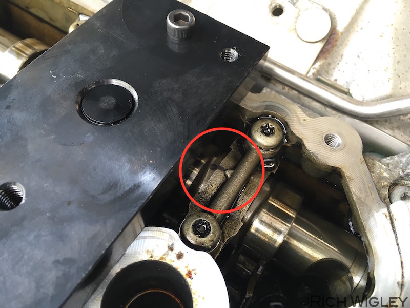 DIY Cam Chain and Tensioner Guide page 1 How to Guides